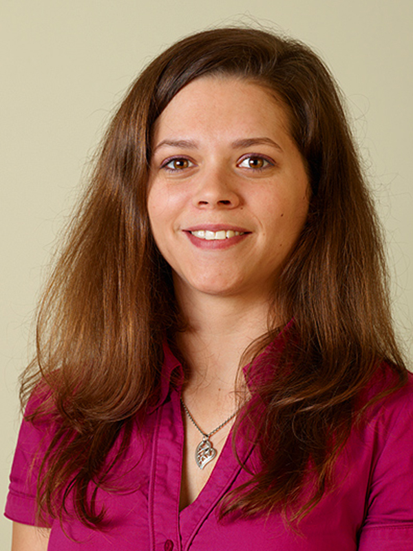 Melanie Ziesenis, Head Office